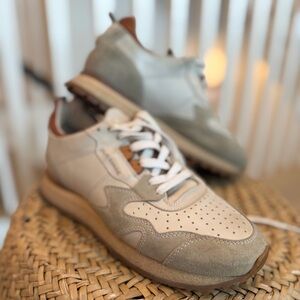 Women’s Italian Moma - Beige and Gray Sneakers